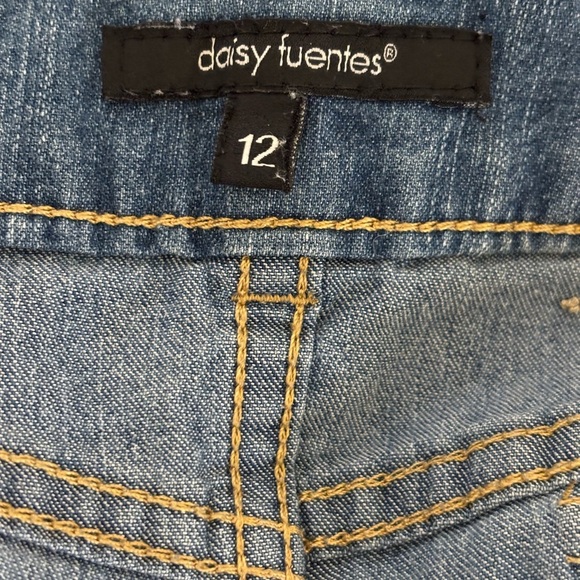 Daisy Fuentes Blue Ankle Cropped Jeans - Picture 2 of 9